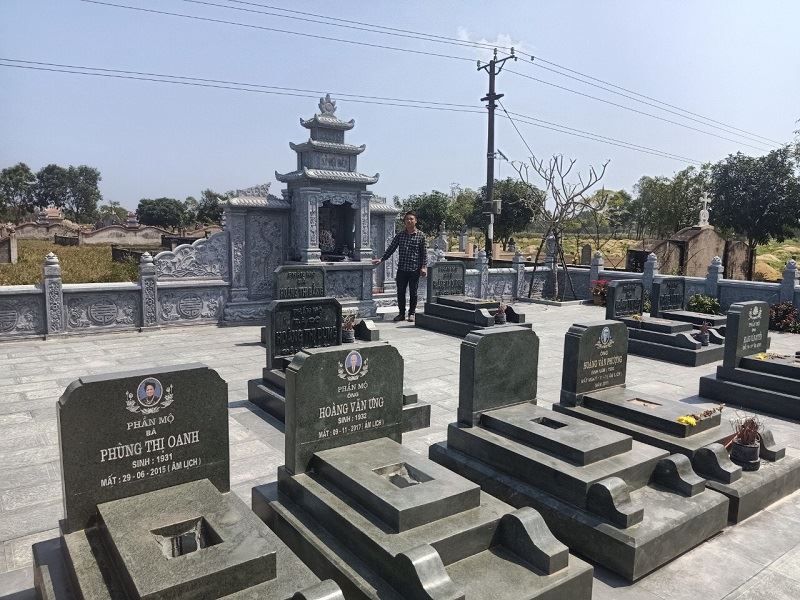 Vì sao cần có lỗ thông thiên trên mộ đá 5 lo thong thien 2